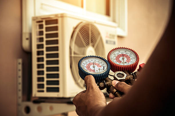 Professional Hvac technician working in Ballston Spa, NY